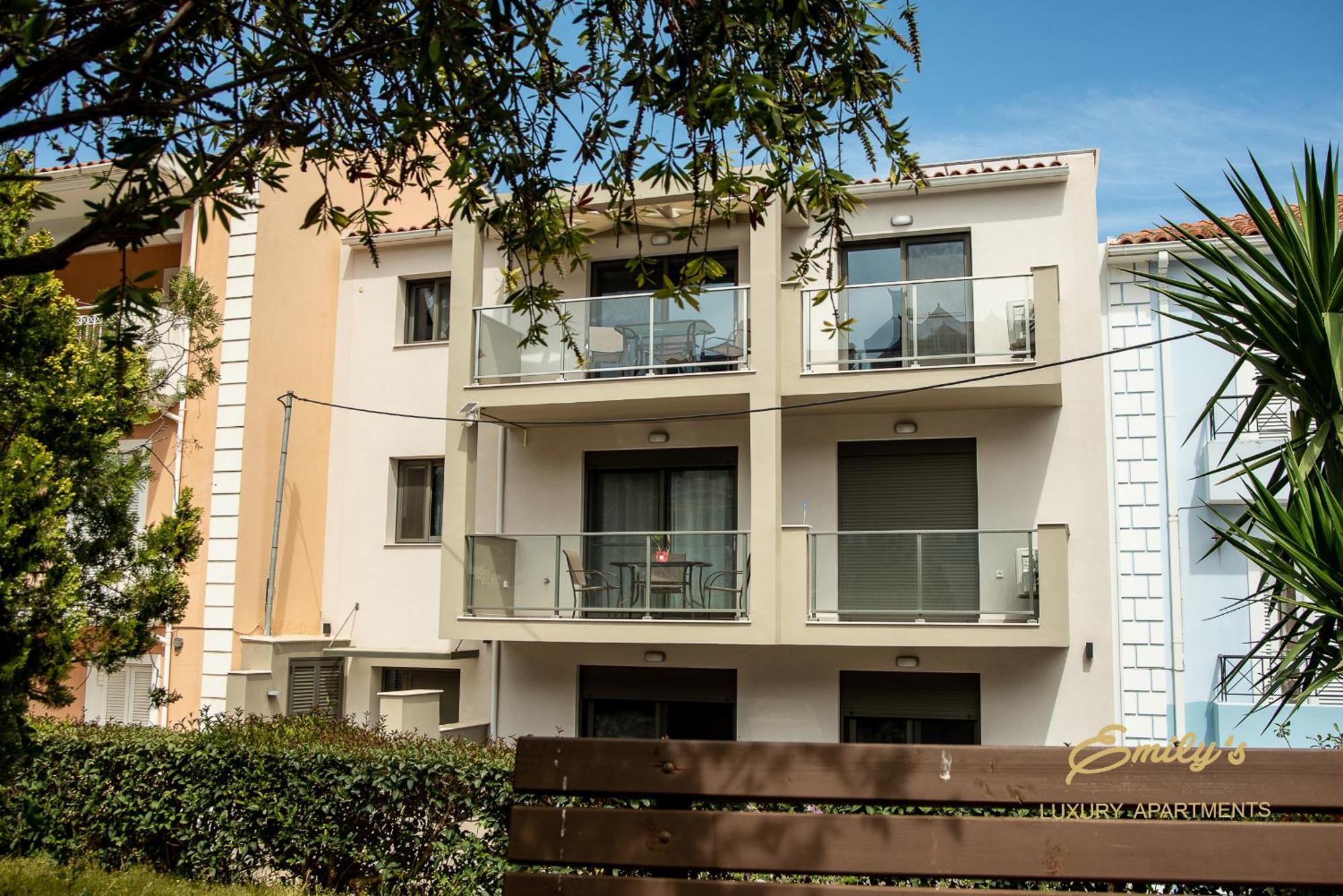 Emily'S Luxury Apartments Argostoli  Exterior foto