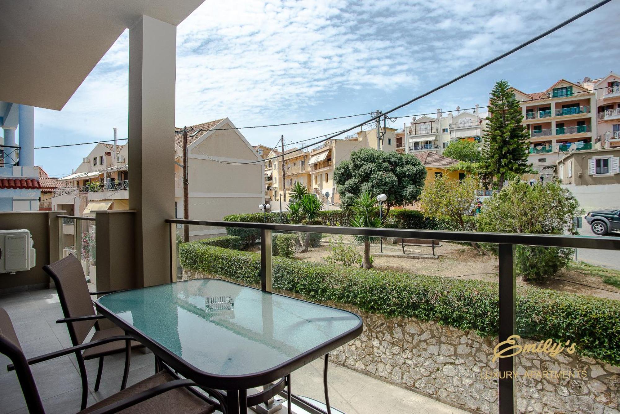 Emily'S Luxury Apartments Argostoli  Exterior foto