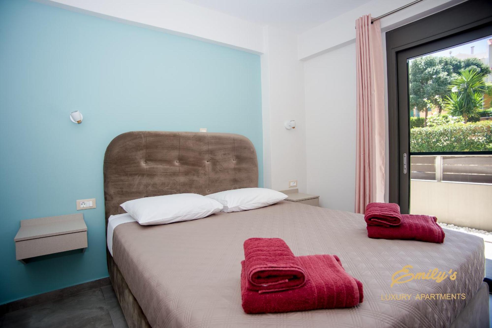 Emily'S Luxury Apartments Argostoli  Exterior foto