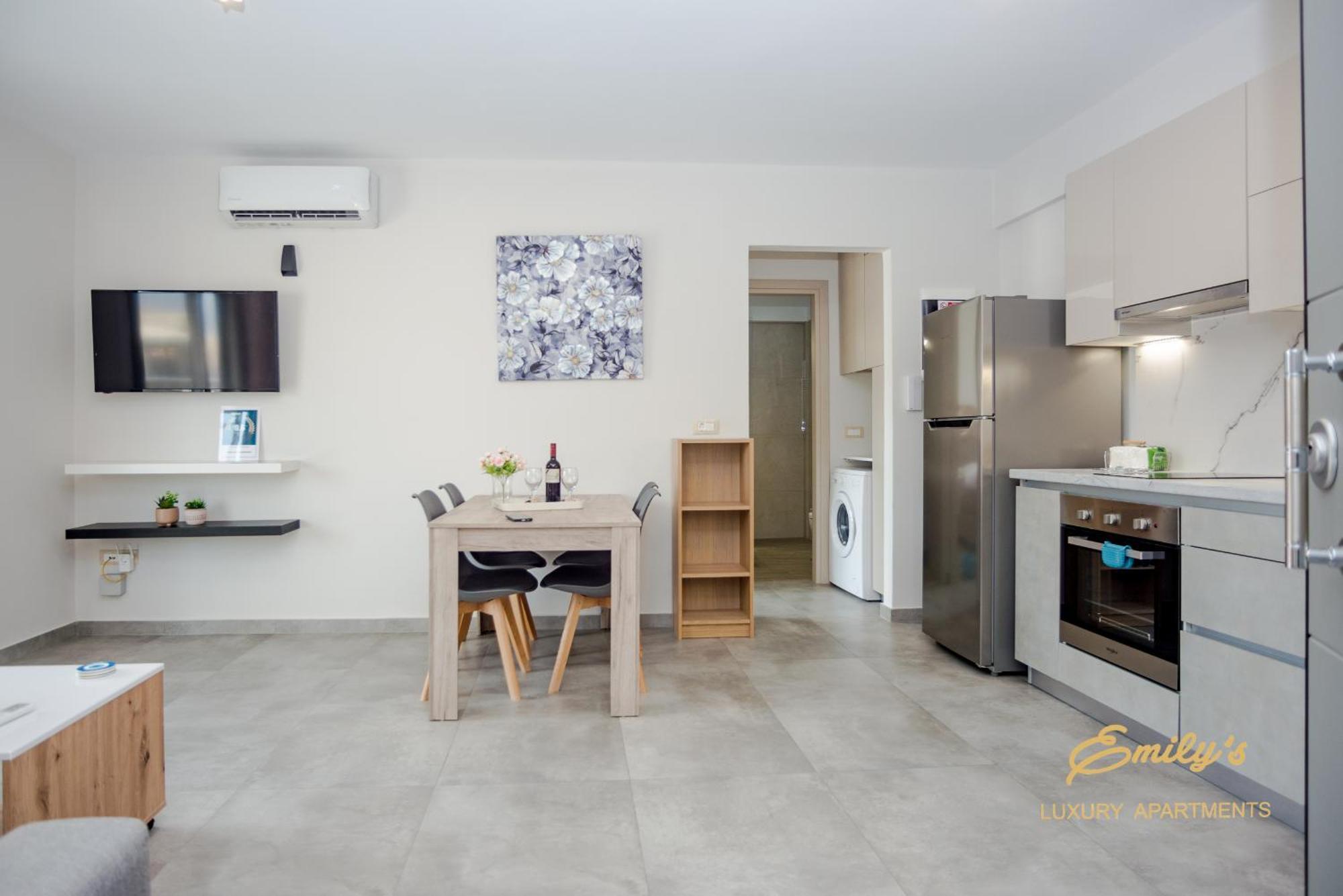 Emily'S Luxury Apartments Argostoli  Exterior foto